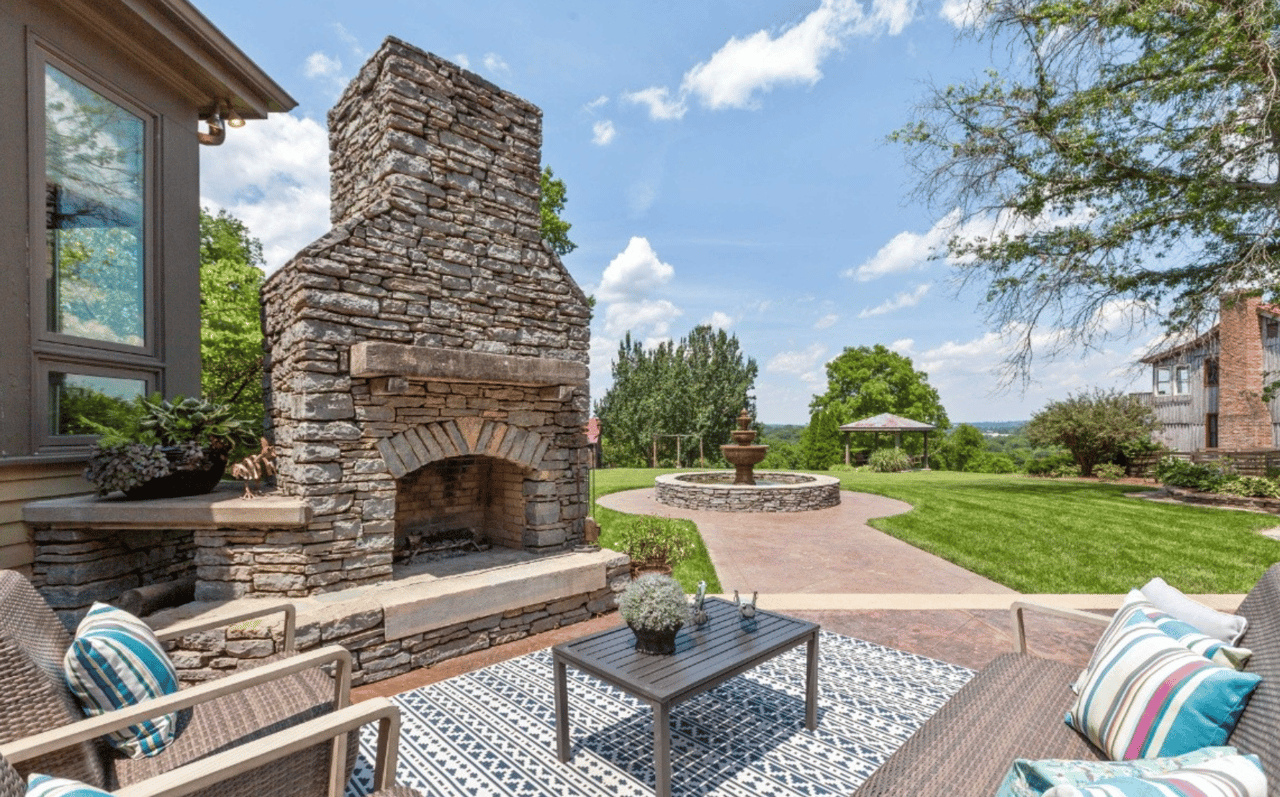 1512 Williamsport Pike