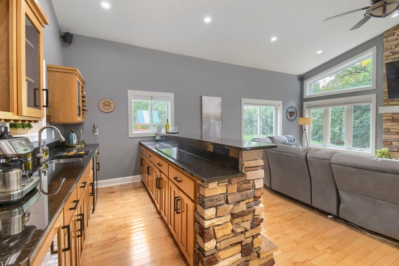 22376 Brett Trail, Rogers, MN 55374