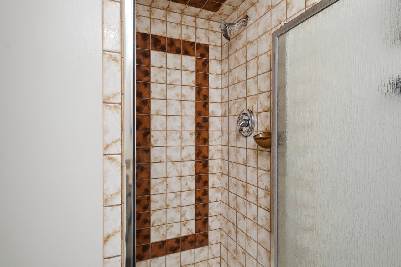 3240 Santa Maria Avenue