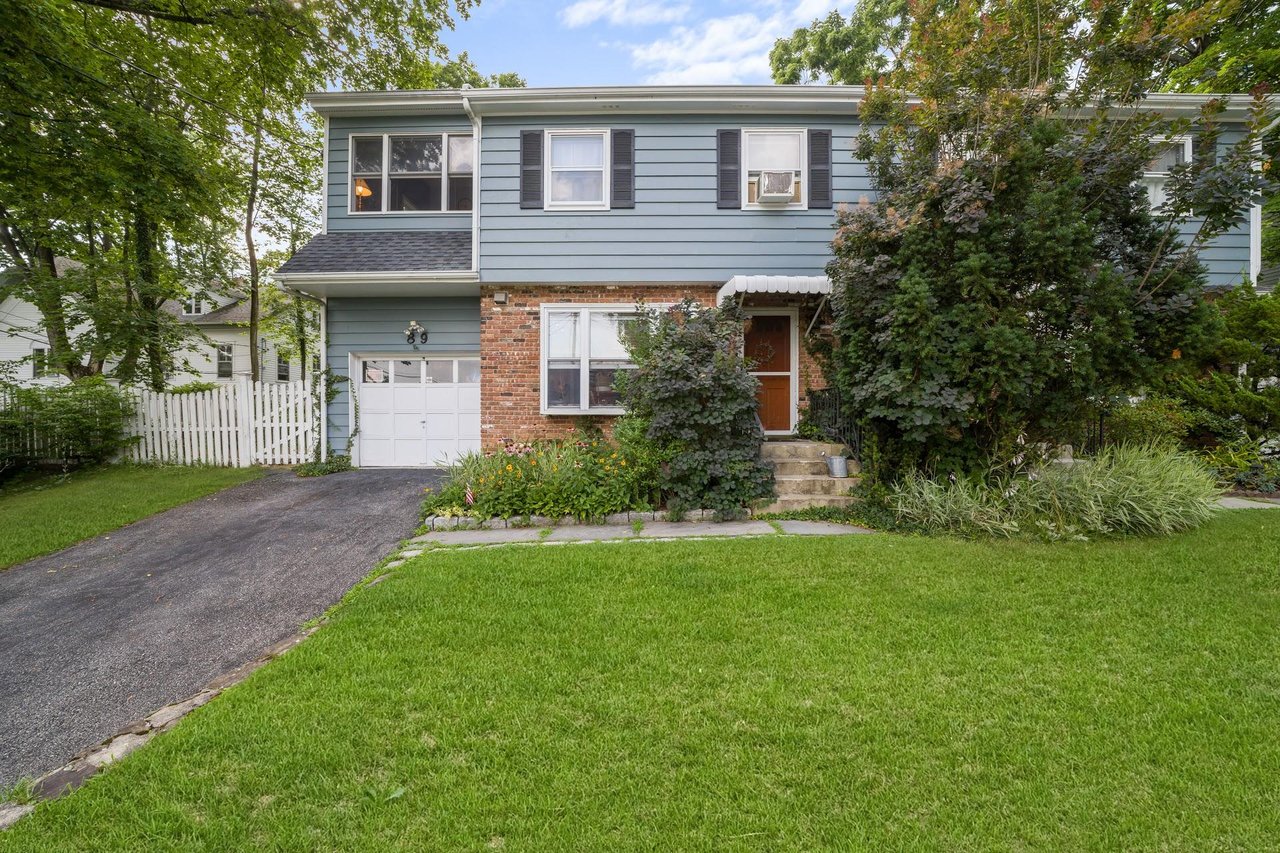 89 Grand Street