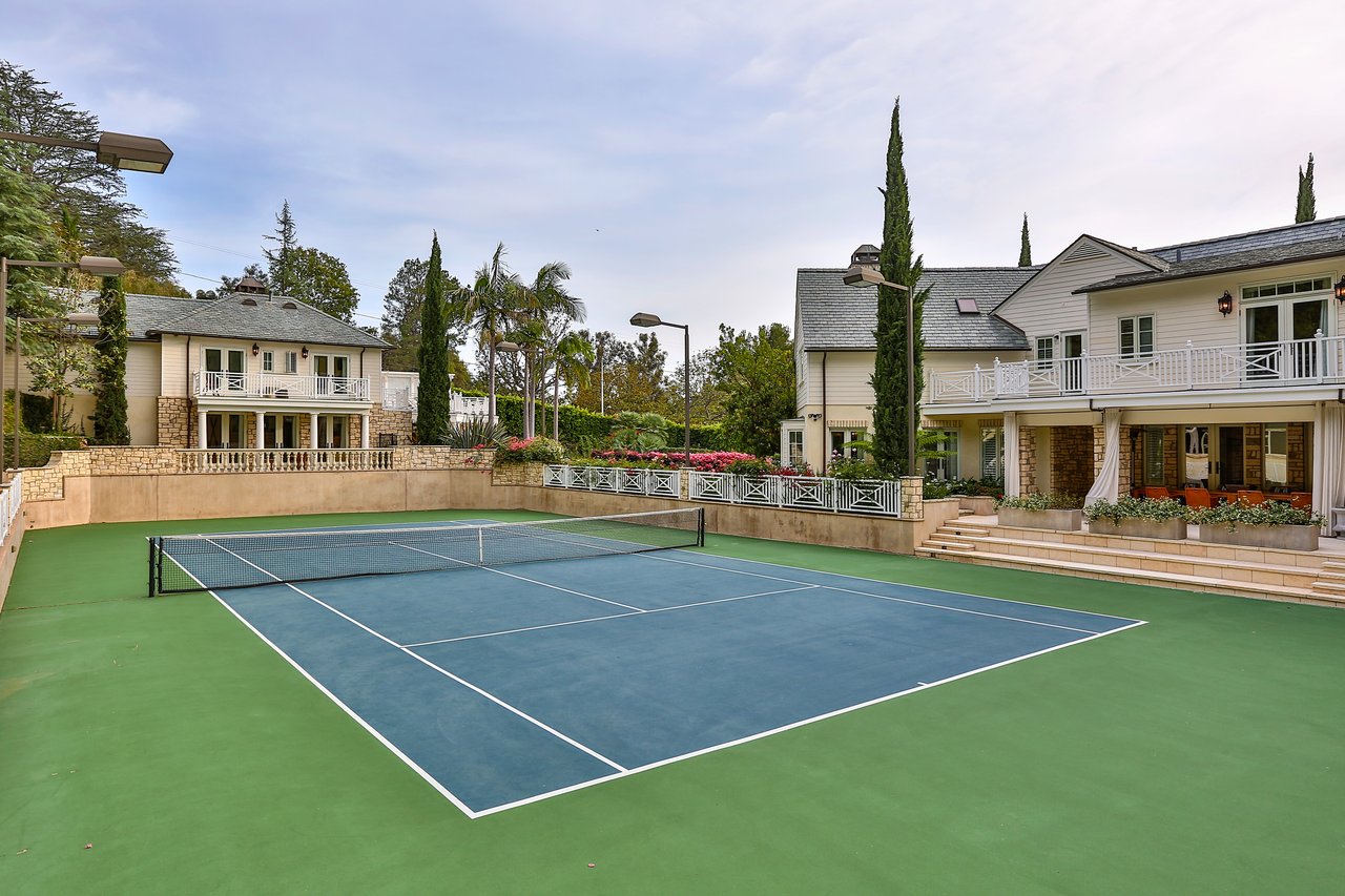 9555 Heather Road, Beverly Hills