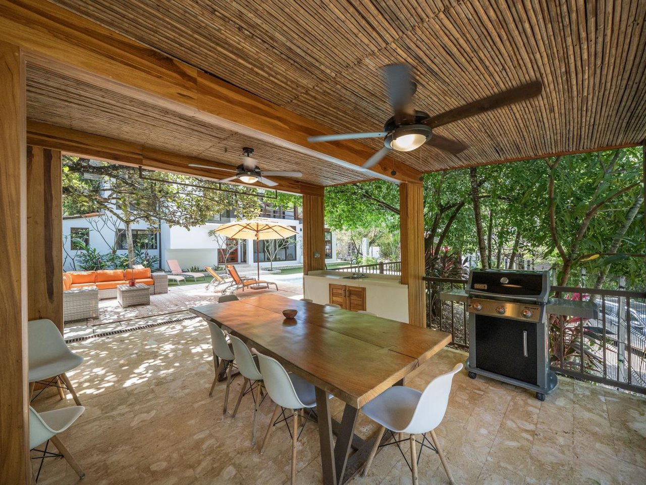 Casa Plumeria | Modern Elegance and Tropical Tranquility Near Tamarindo