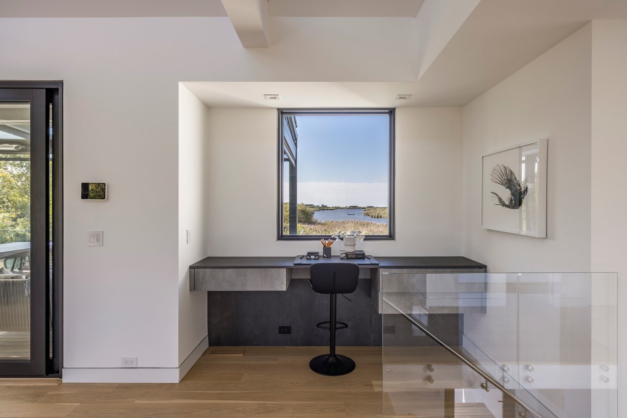 1076 Ocean Road, Bridgehampton