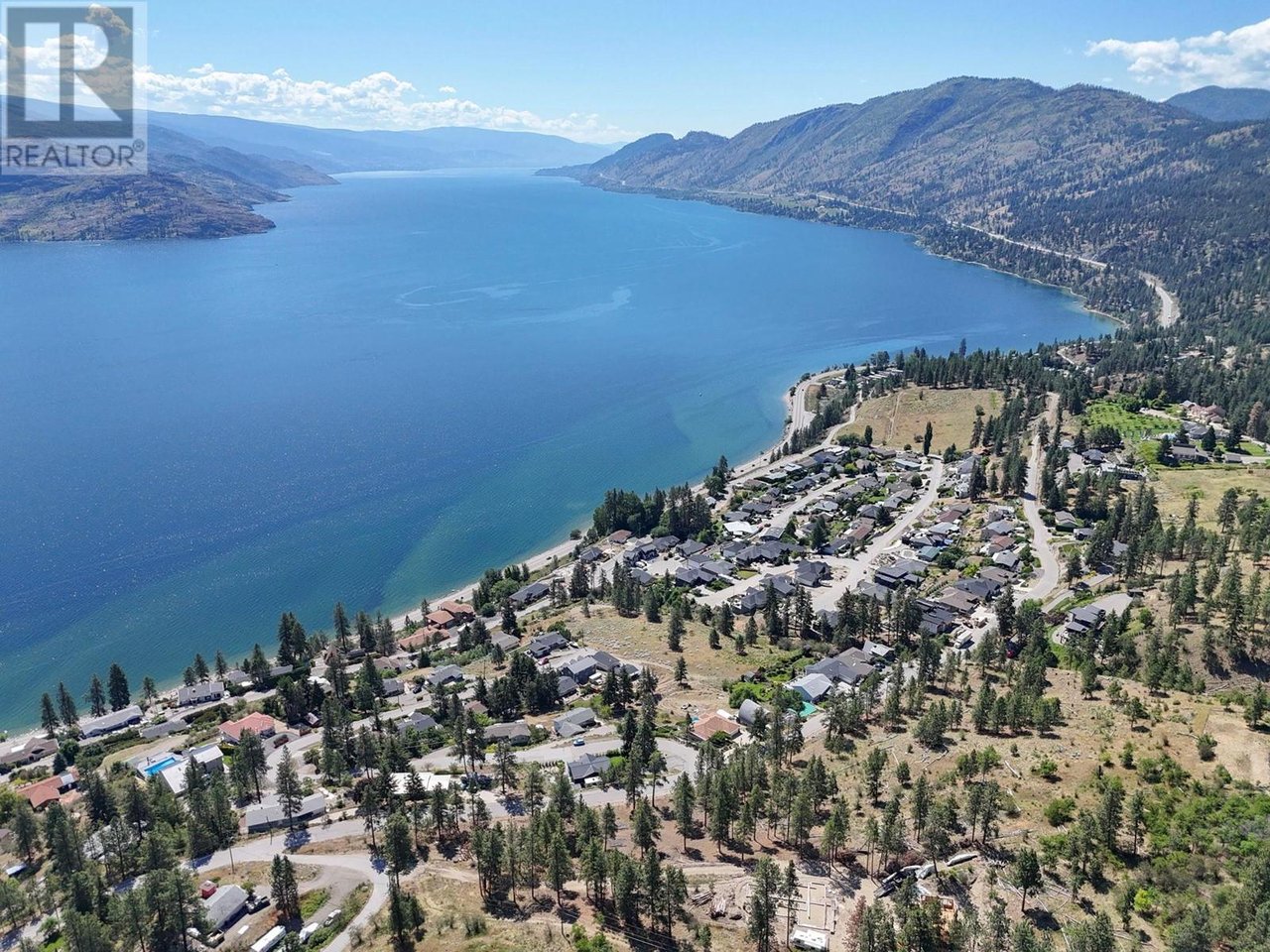 Who’s the Best Agent for Investment Properties in Peachland? 