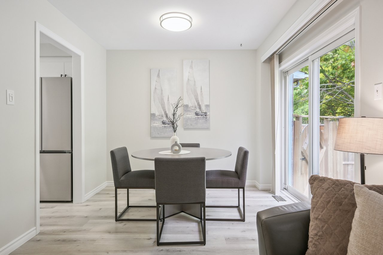 Updated Link Home on Ravine Lot