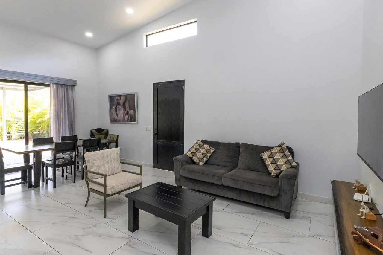 Modern Home Private Pool, Manuel Antonio, Puntarenas