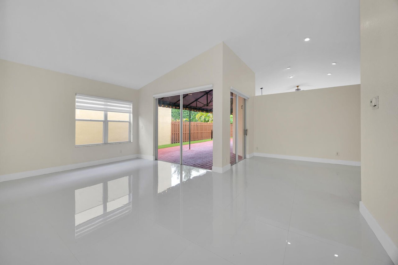 Just Listed at Costa Verde in Doral