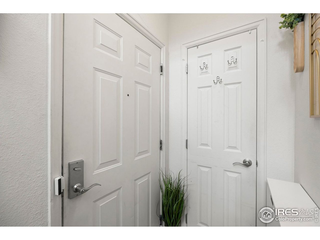 7454 E 28th Avenue Unit: 3