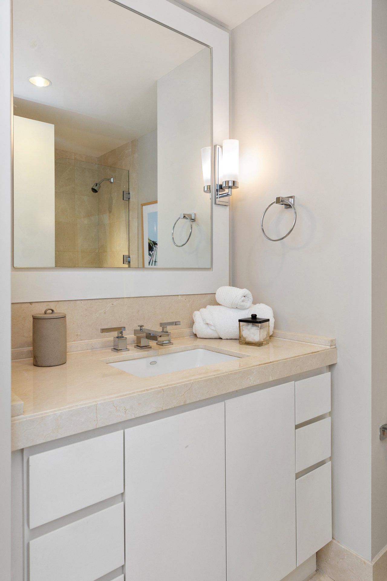 St. Regis Residence 24A