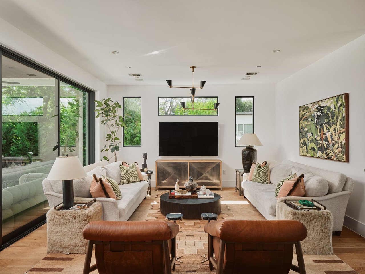 Modern Warmth in the Heart of Tarrytown