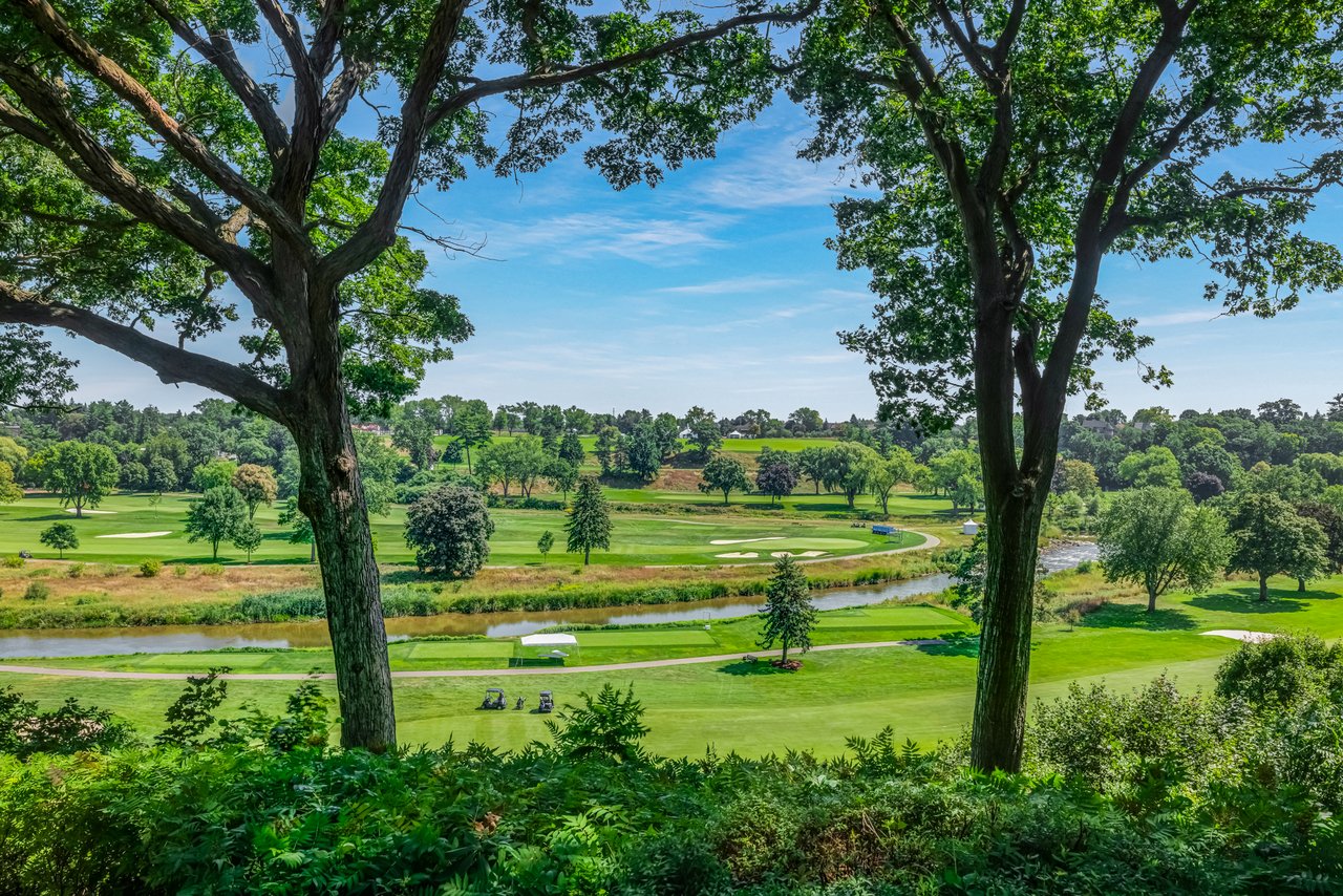 1000 Mississauga Heights Dr