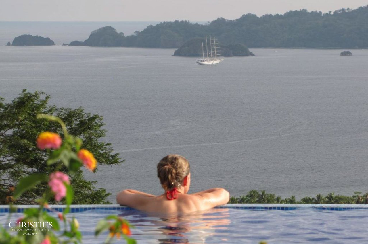 Vistas Las Islas Hotel - The Crown Jewel Overlooking Isla Tortuga and Playa Organos