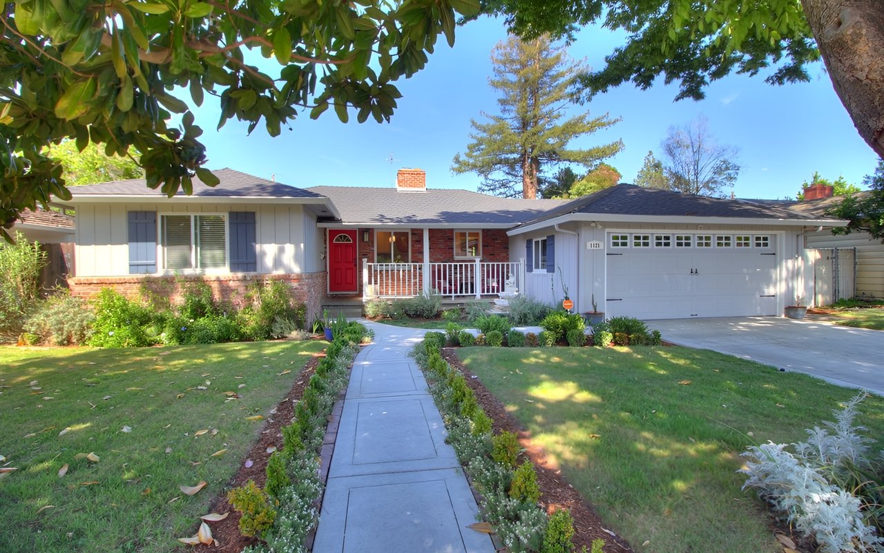 Just Listed! Updated Gorgeous South Land Park Beauty!
