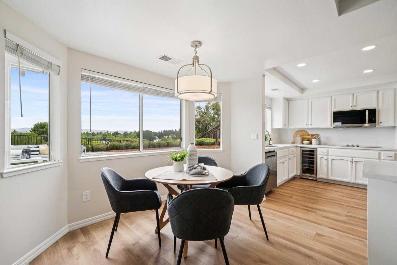 5075 Monaco Dr.