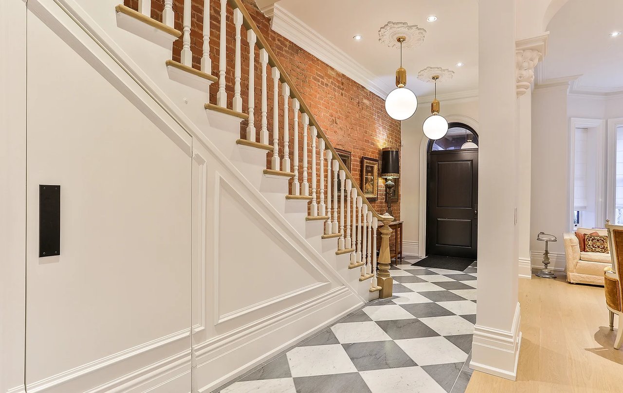 38 Beaconsfield Ave 