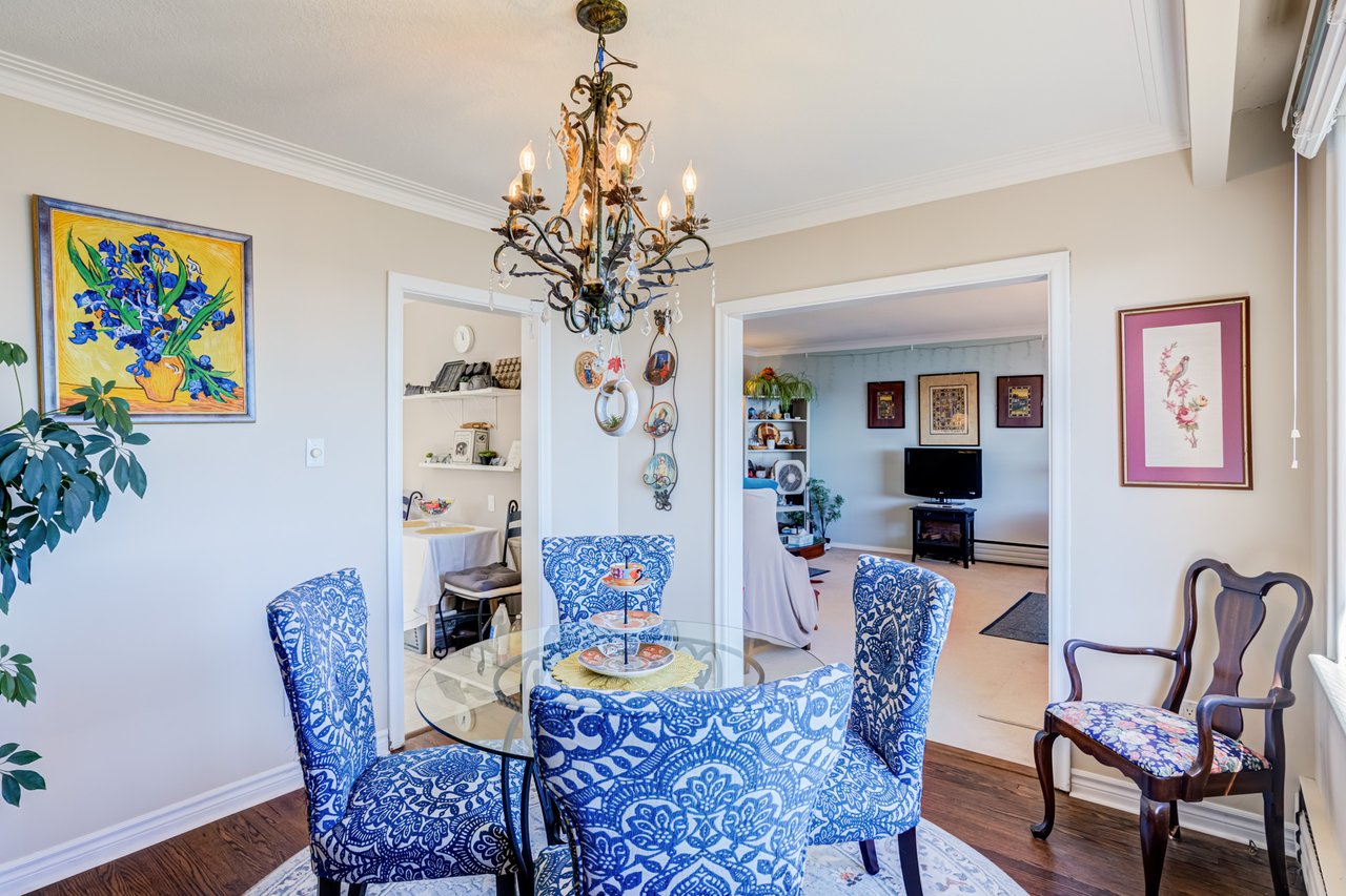 407 Lake Promenade