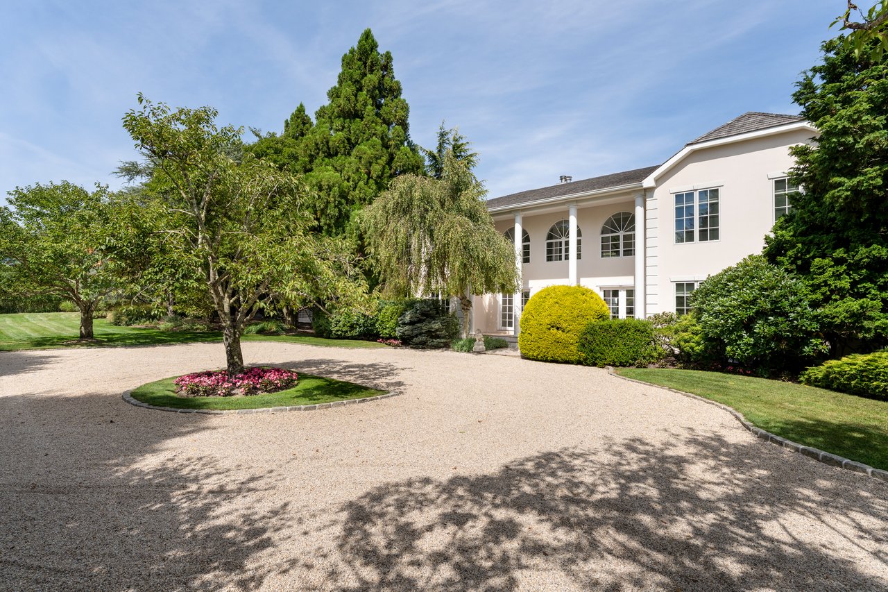 Southampton Village Summer Rental with Tennis / Pool
