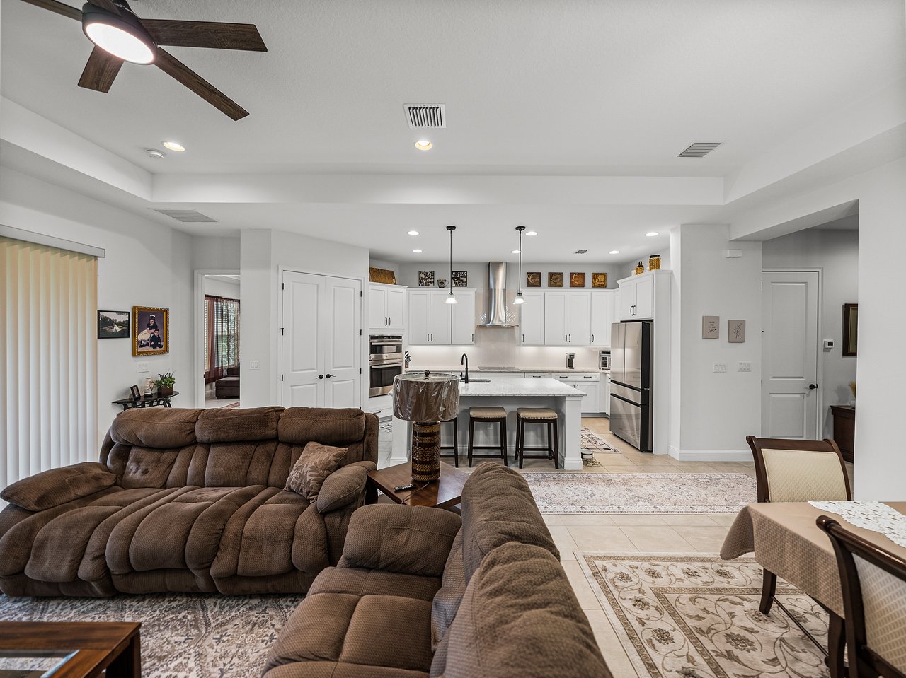 14198 THOROUGHBRED DR