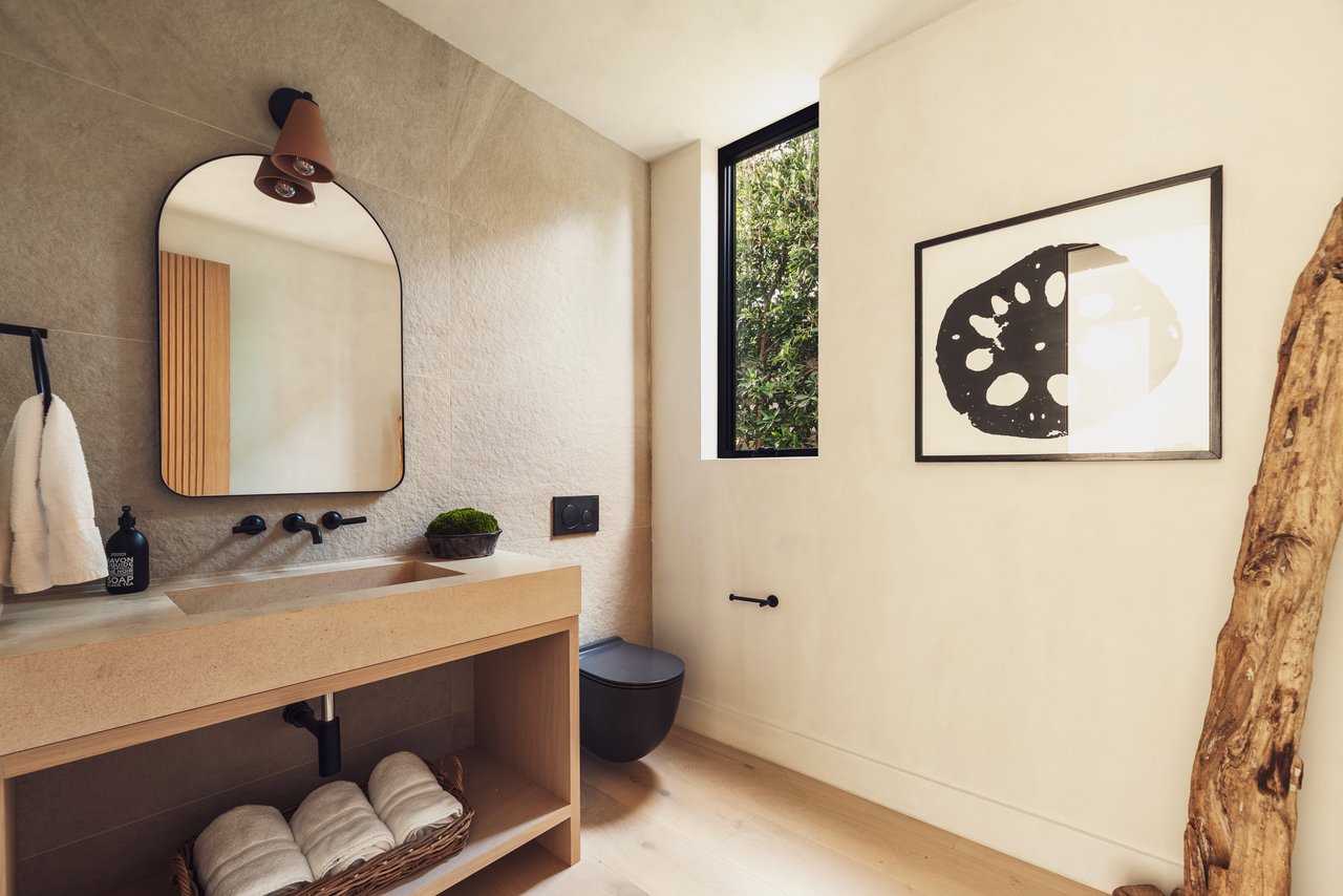 2115 Walnut Ave, Venice