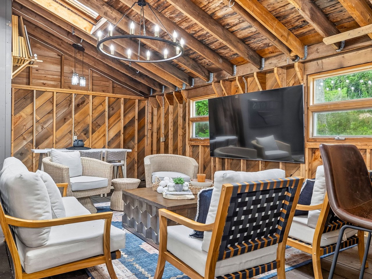 Waterfront Off Market Private Exclusive 