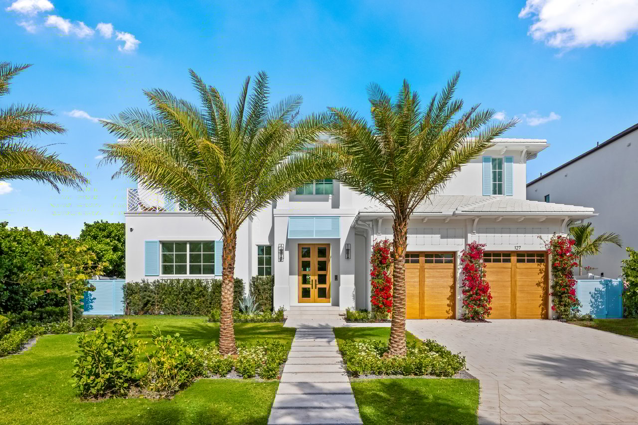 Coastal Contemporary New Build in Soso