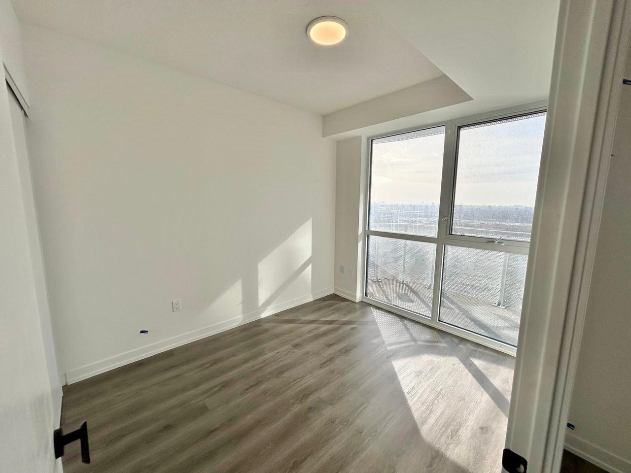 225 Commerce St Unit: 2603