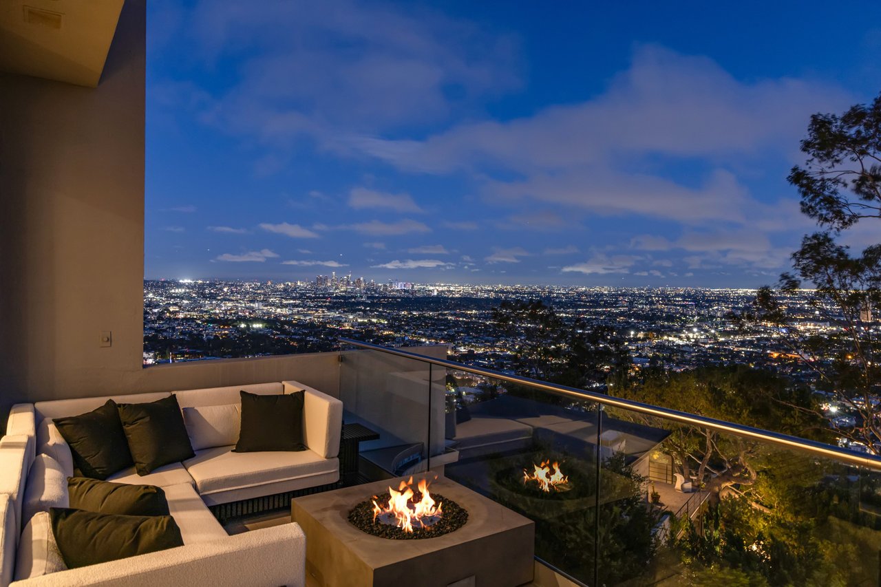 8572 Hillside Ave, Sunset Strip