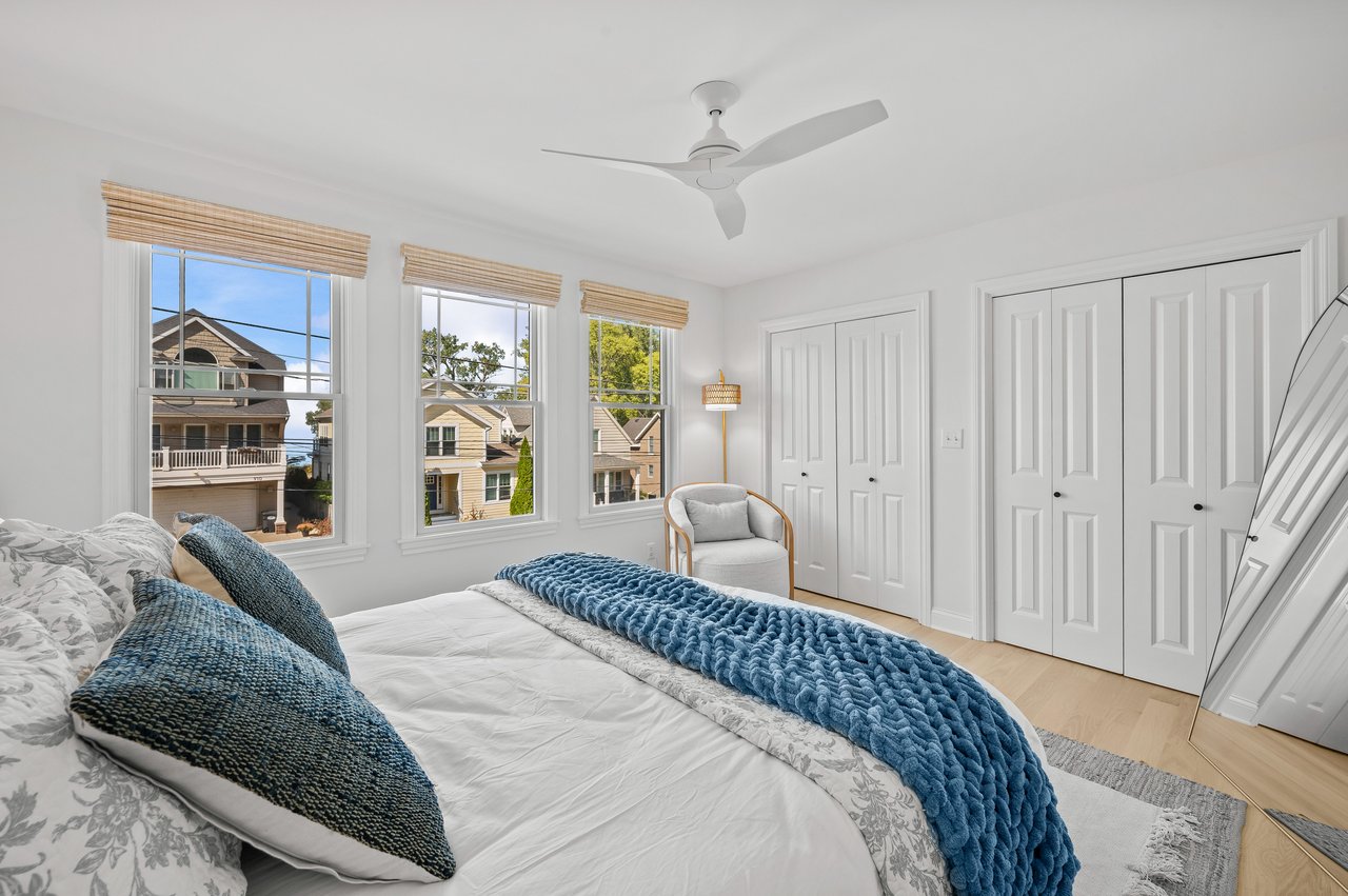 909 Lions Park Drive