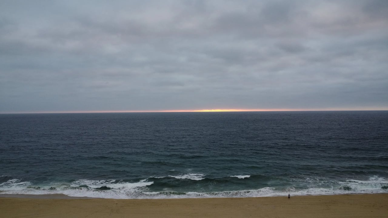 Ellias Calles Beachfront 2.2