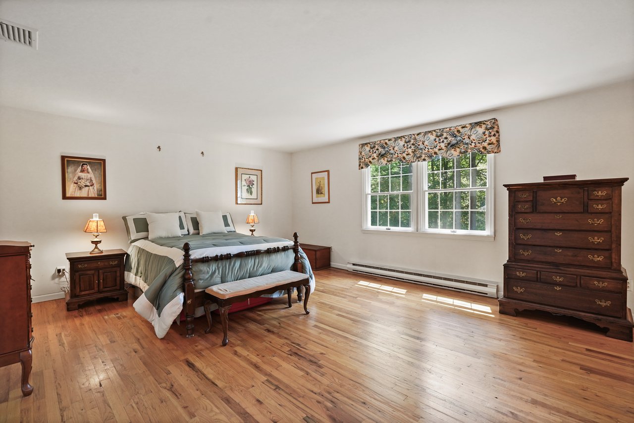 9 Upland Court