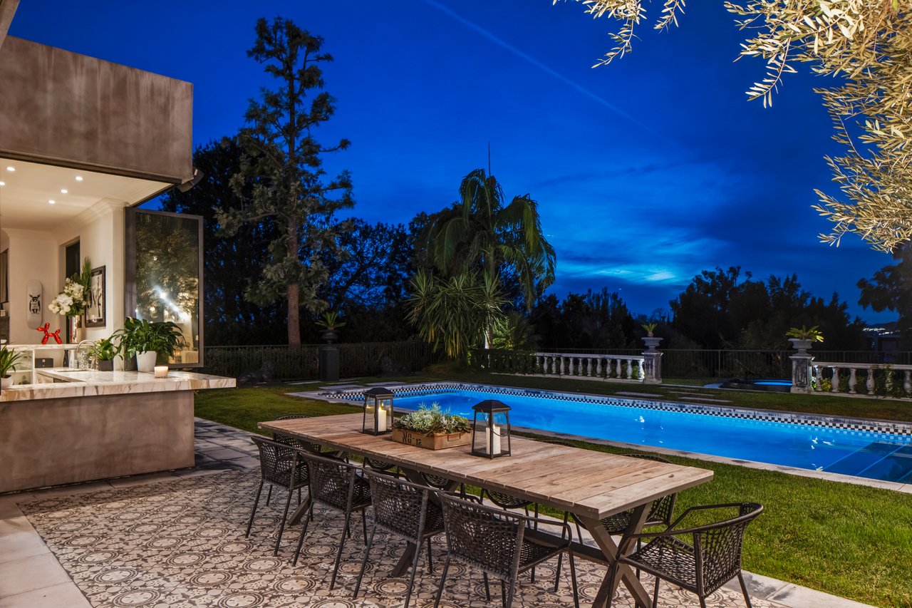 1457 Blue Jay Way