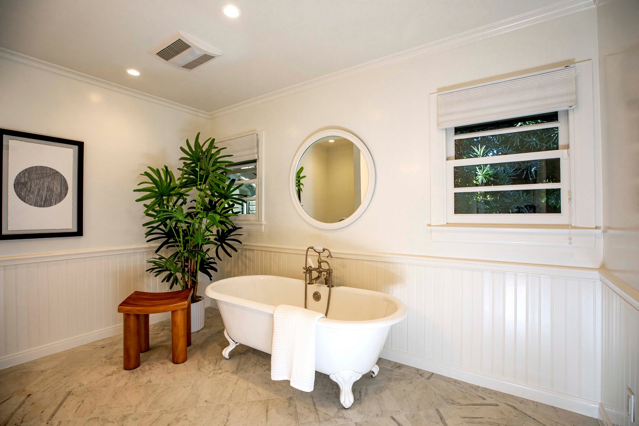 1296 Capri Dr, Pacific Palisades