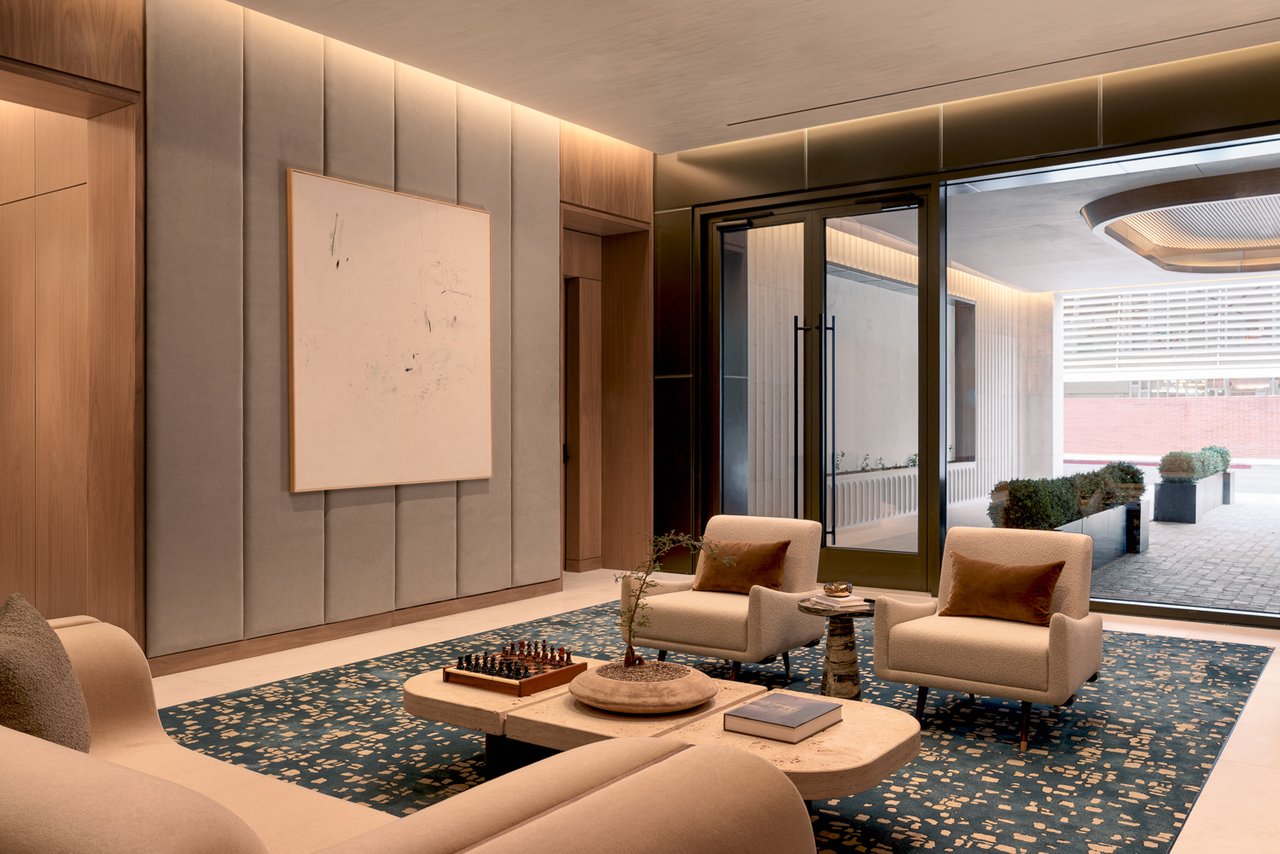 9900 S. Santa Monica Boulevard, No. 3A