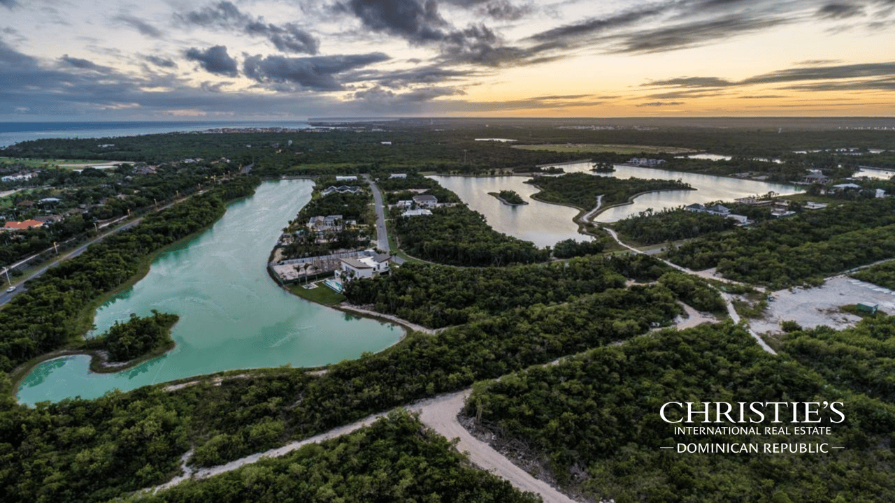 Build Your Waterfront Oasis – Lakefront Land in Punta Cana Resort & Club