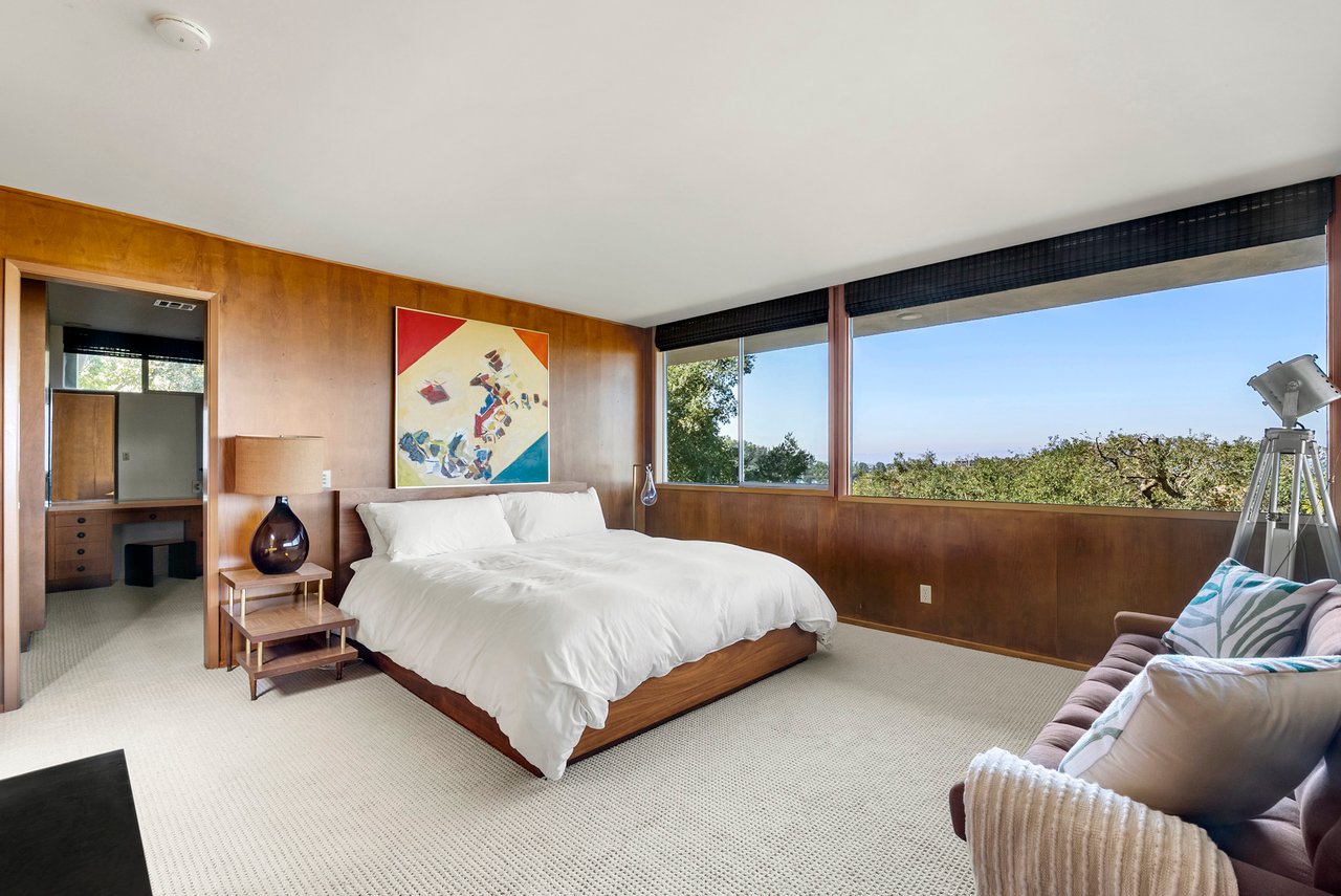 14513 Mulholland Dr, Bel Air