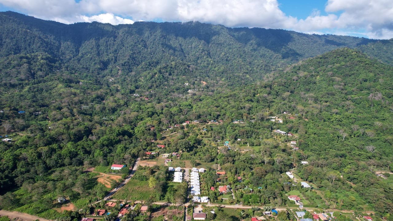 Turnkey 2-Bedroom Rental Property in a Private Community – Prime Investment Opportunity in Costa Rica!