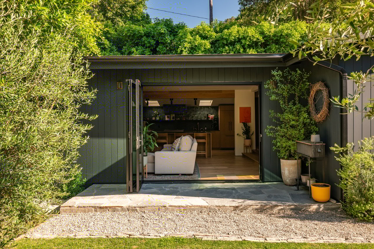 4157 Sunswept Dr, Studio City