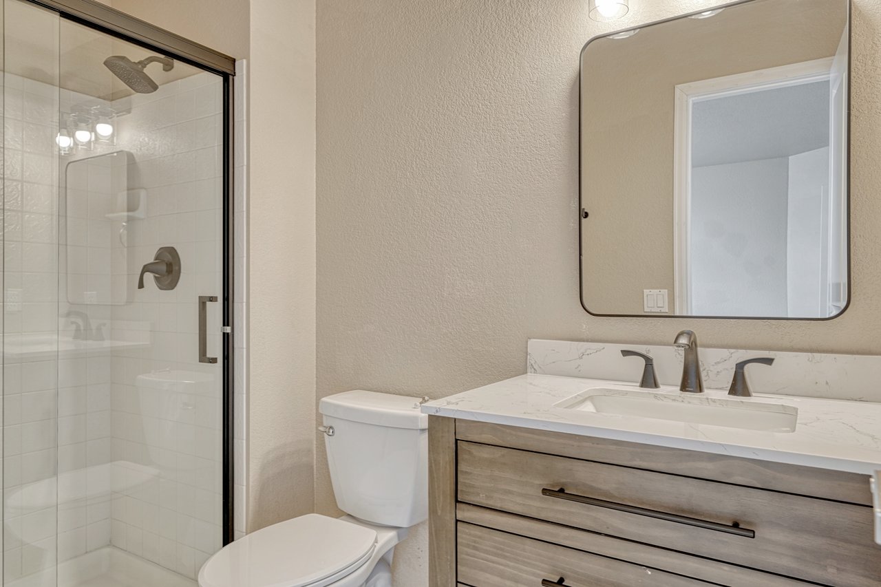 12589 Highland Oaks Place