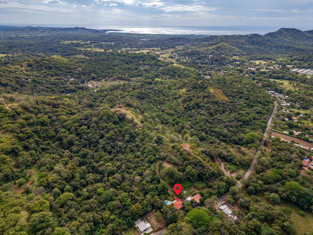 Cornett Retreat | Multi-Unit Colonial Compound 10 Mins to Playa Grande