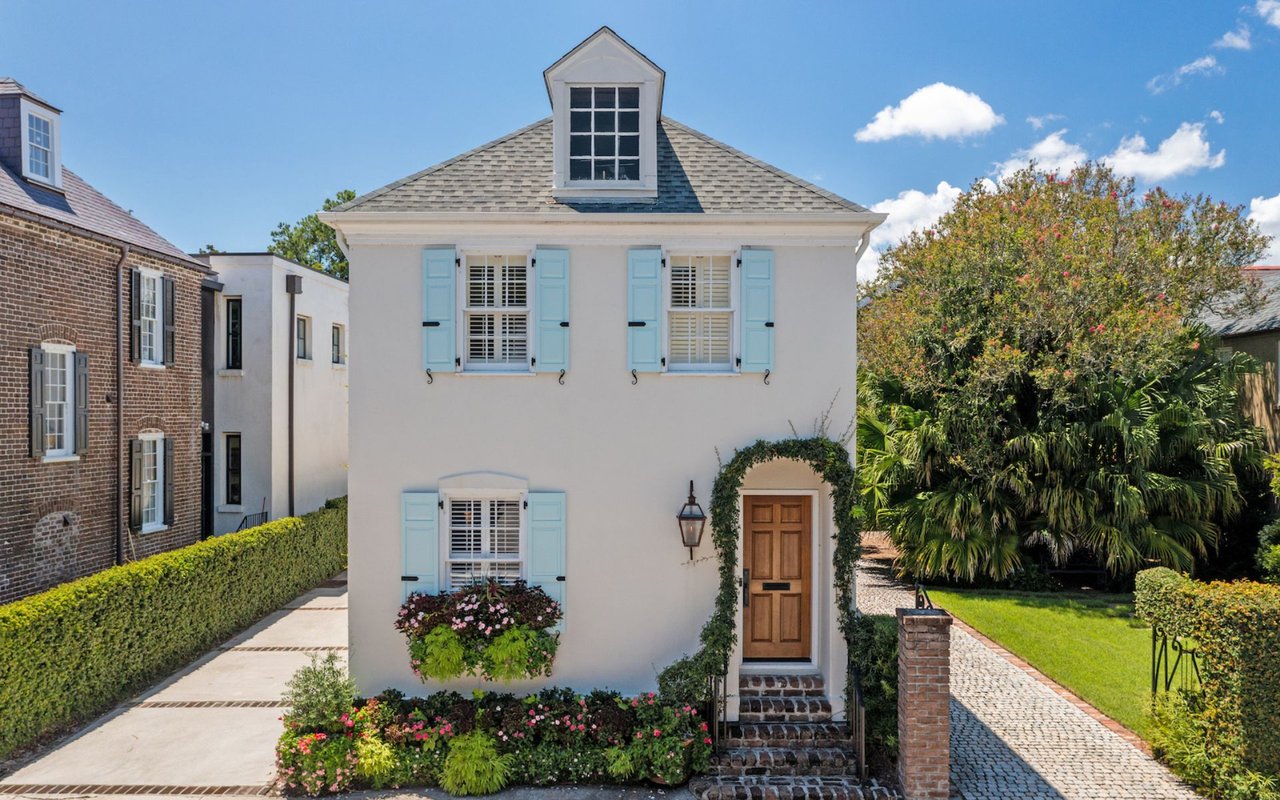 Renovated South of Broad Home – 59 King Street