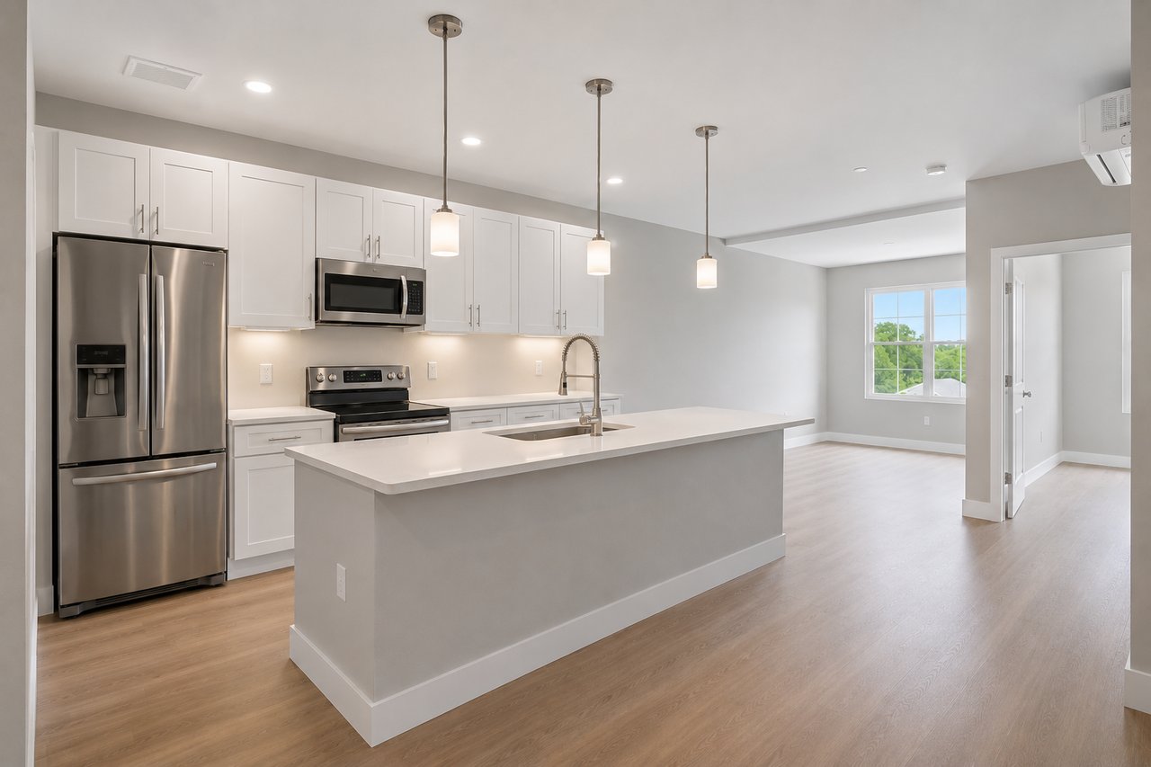 298 Main Street, 3C