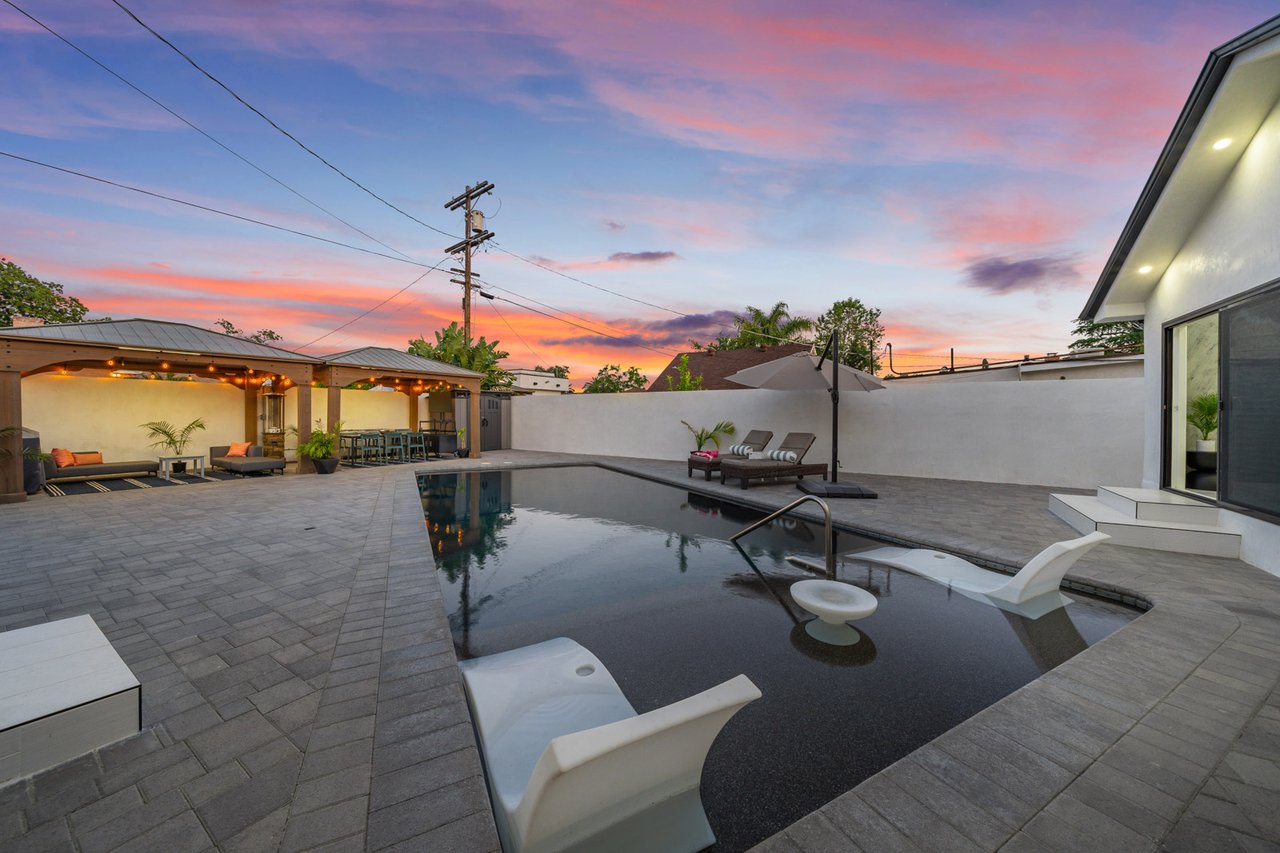 Bellaire Hideaway 🌴