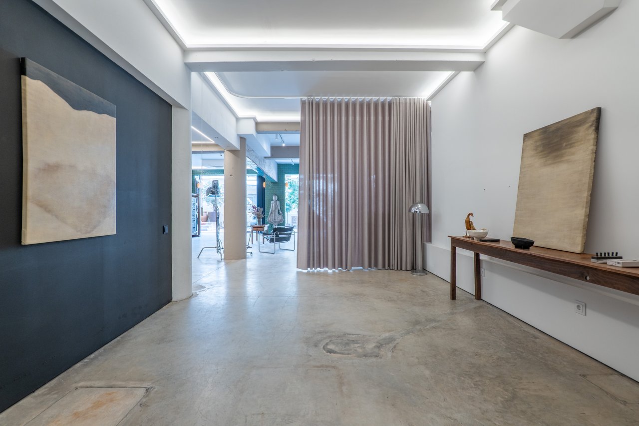 Versatile Loft-Style Living + Office Space in Porto’s Vibrant Art District