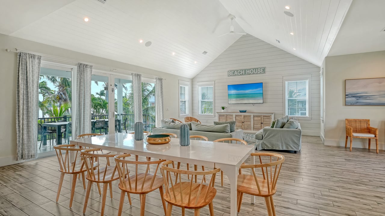 2175 Avenue A, Bradenton Beach, Florida