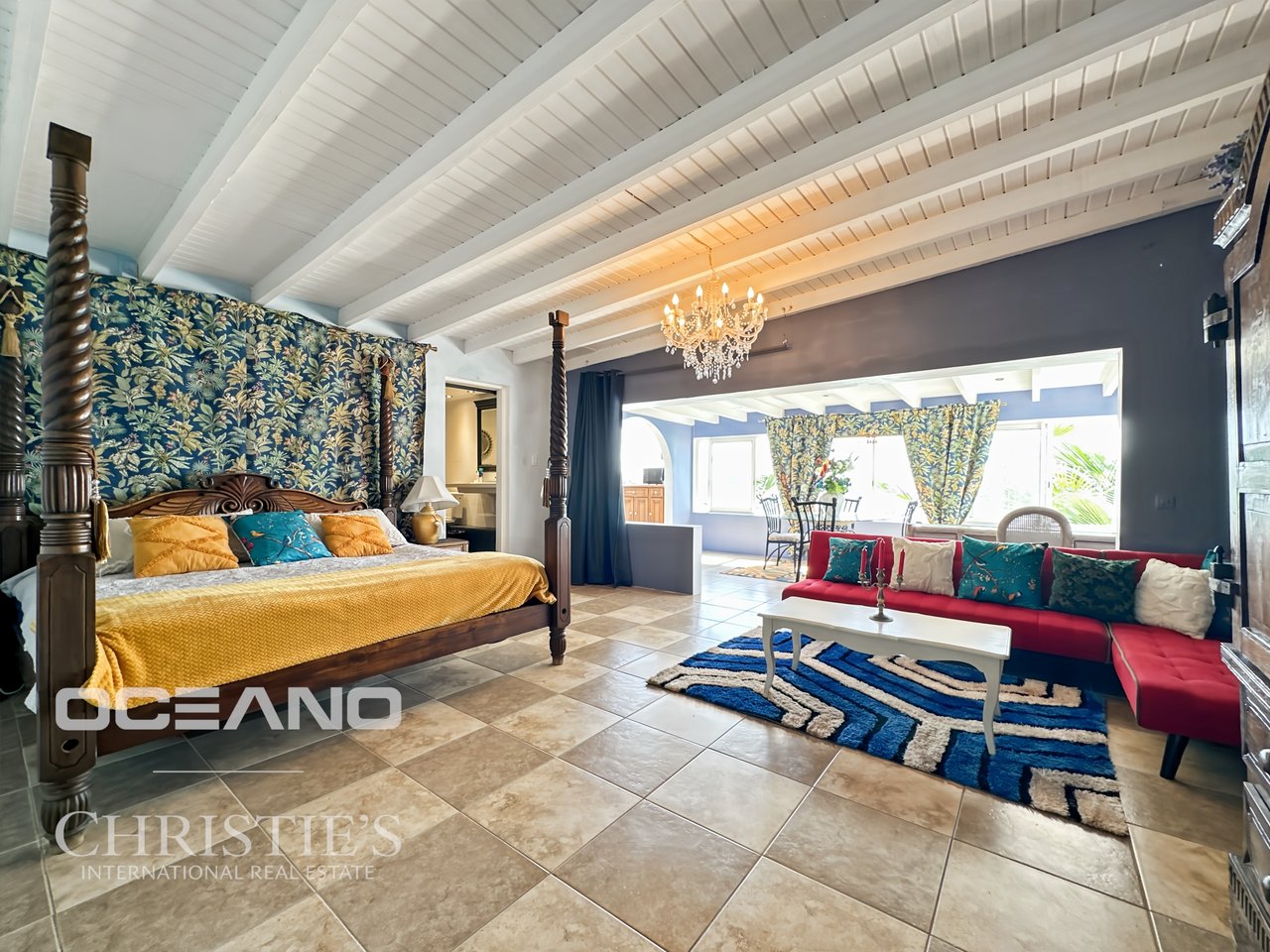 Investment Opportunity – 3-Bedroom Villa with Studio and Independent Unit