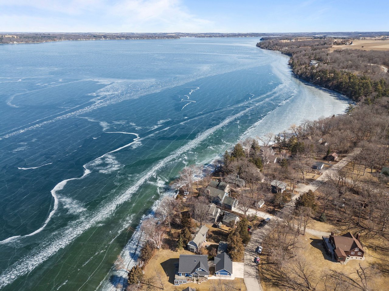 W2632 Oakwood Beach Road