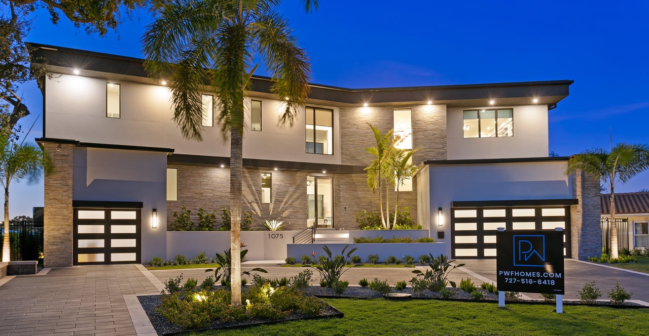 1075 31st Terrace NE