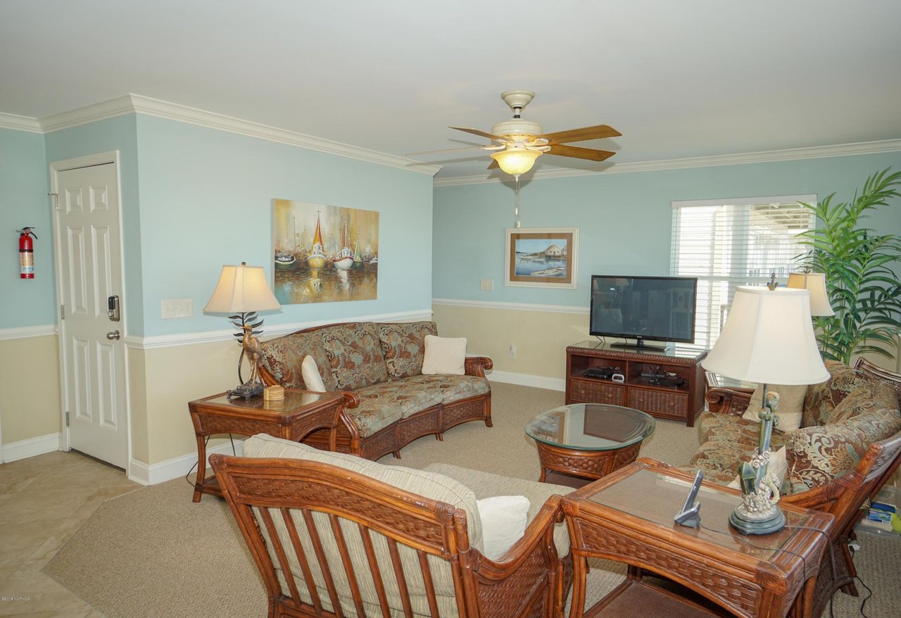 651 Ocean Boulevard W