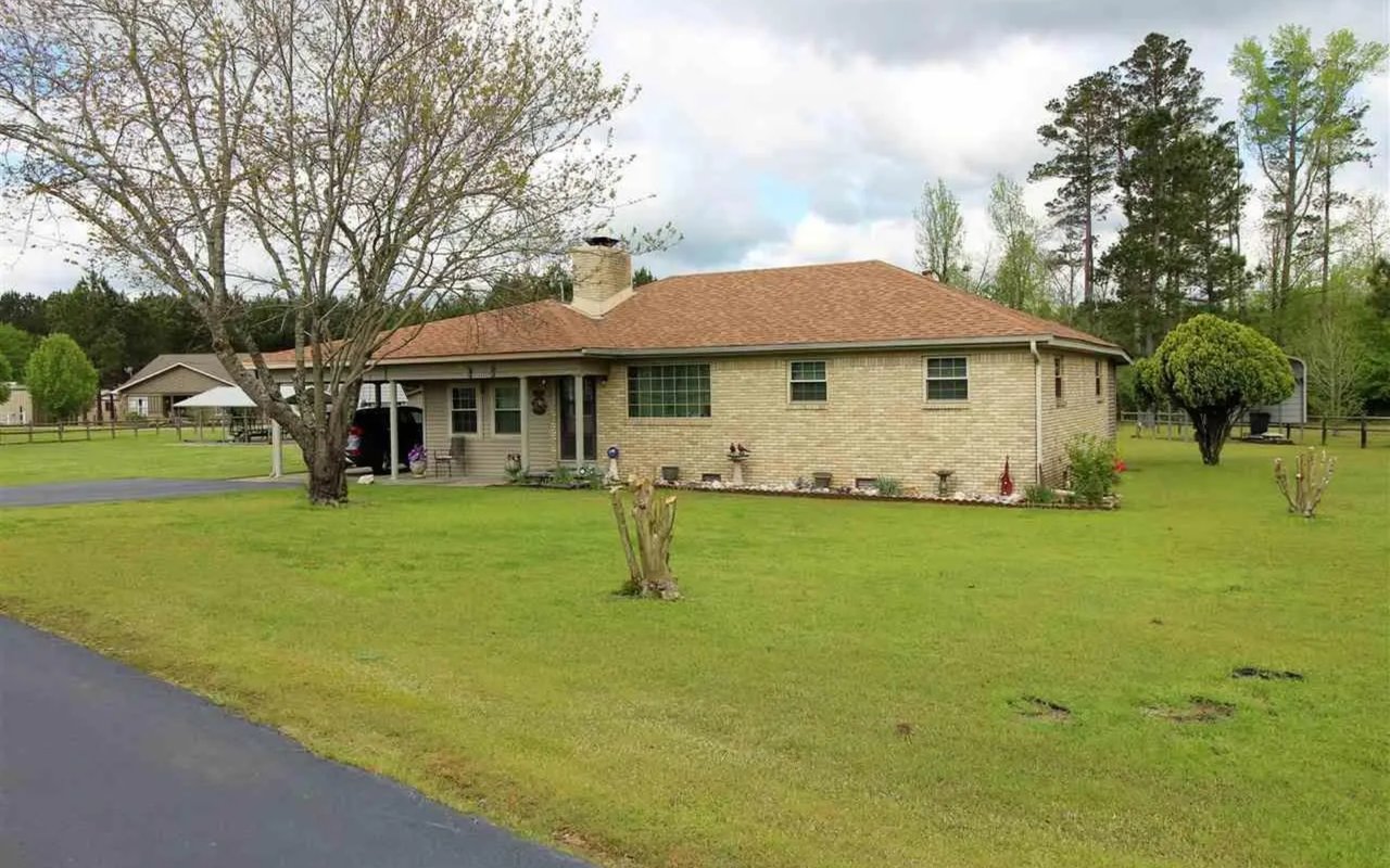 8401 E Fairview Rd
