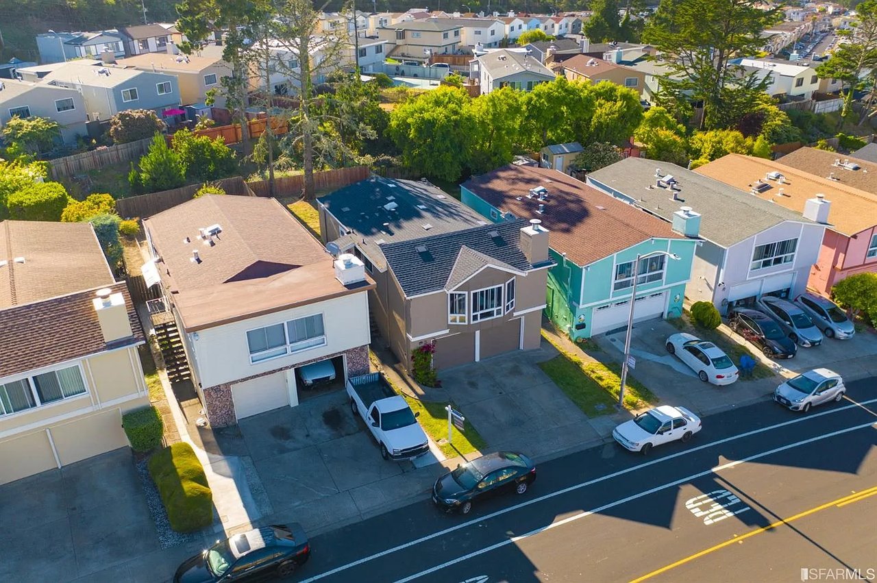 4133 Callan Boulevard